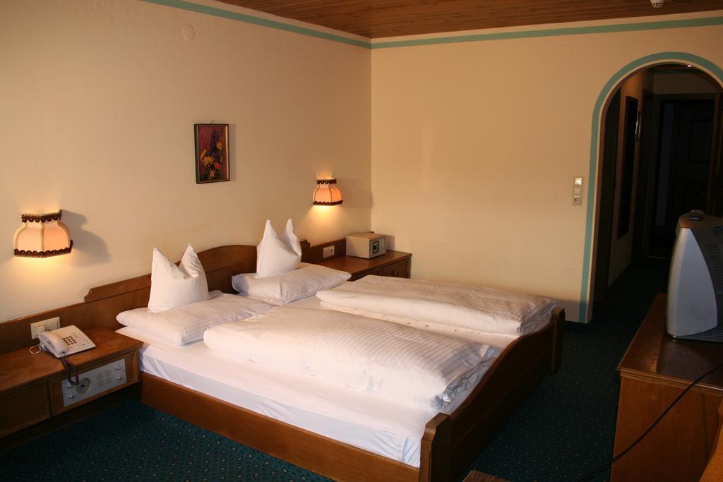 Thermal-Badhotel Kirchler Tux Quarto foto